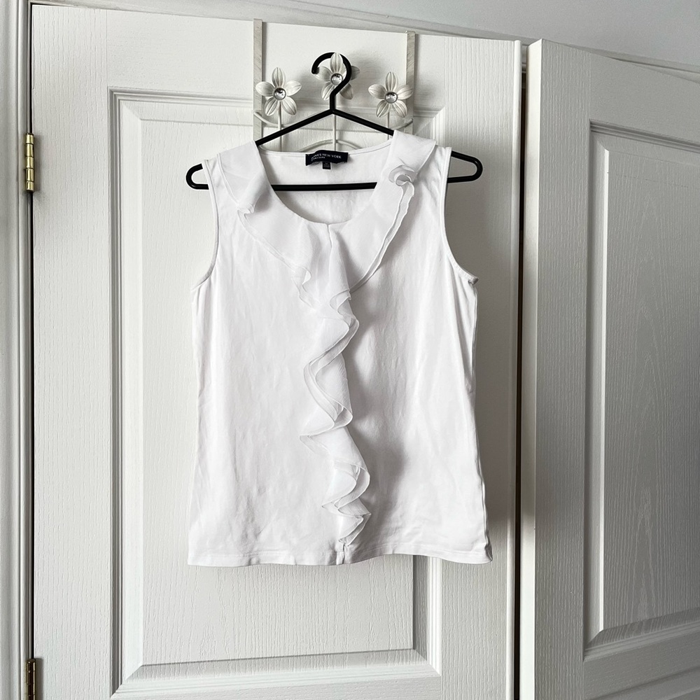 Jones New York Signature sleeveless.